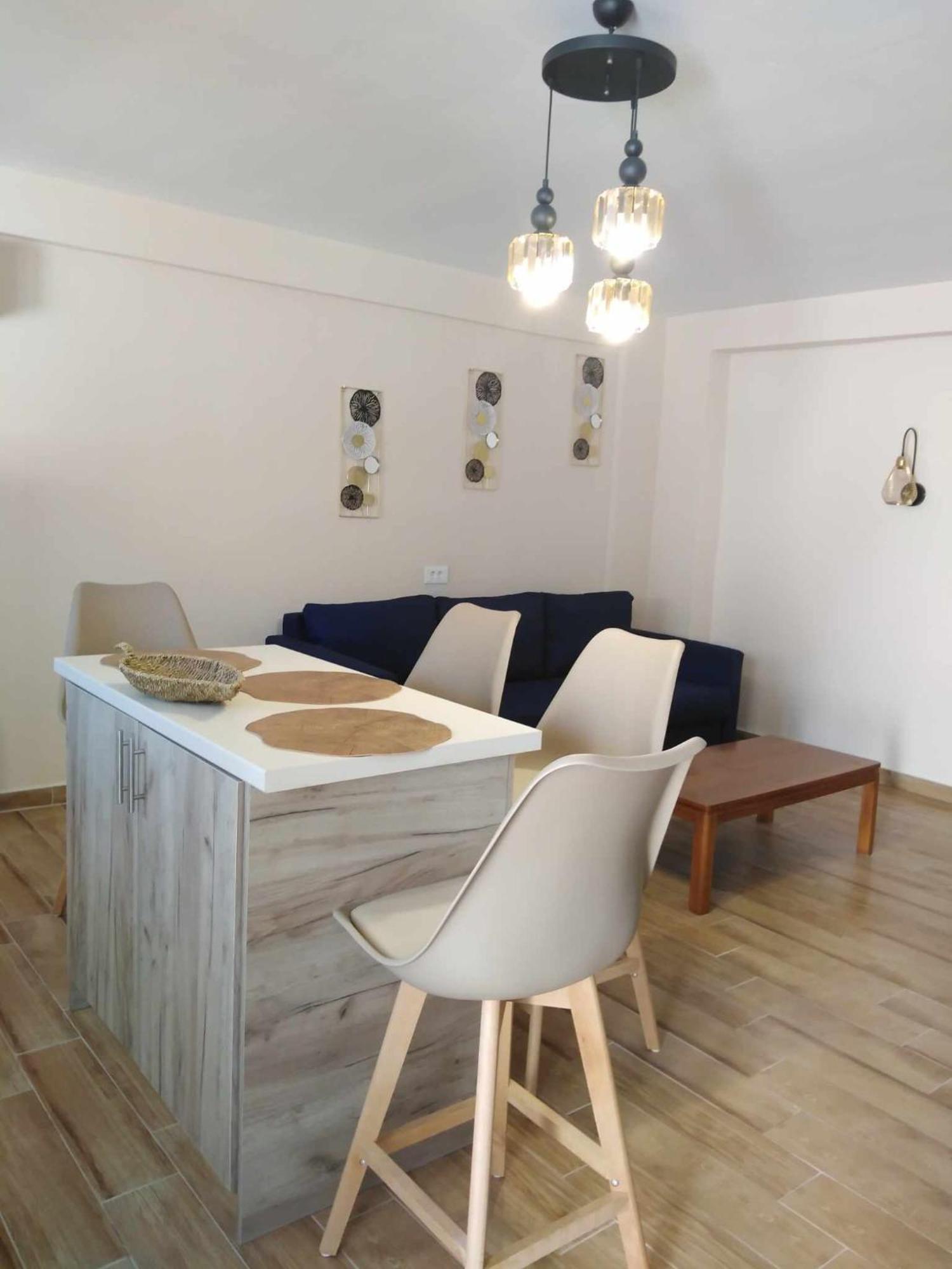Stergios With Private Jacuzzi Appartement